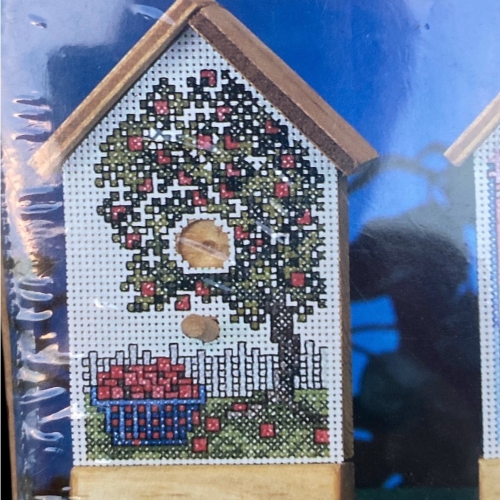 Cross My Heart Old-Fashioned Birdhouse Kits Set of 2- Vintage 1991- NWT - Picture 6 of 6